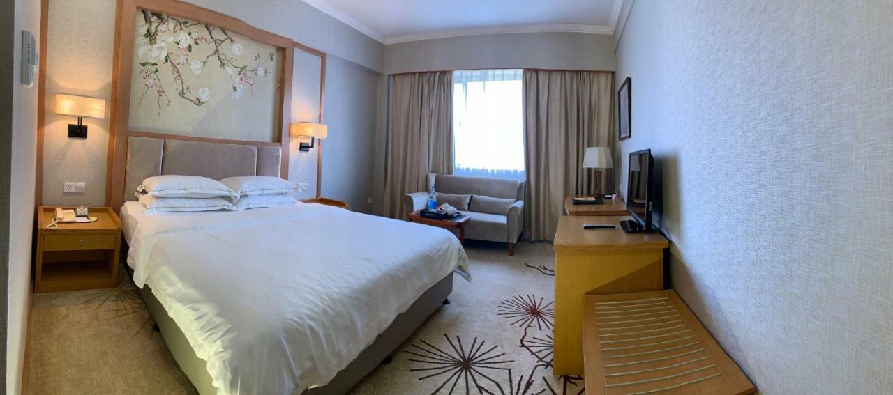 Garden Hotel Shantou Exteriör bild